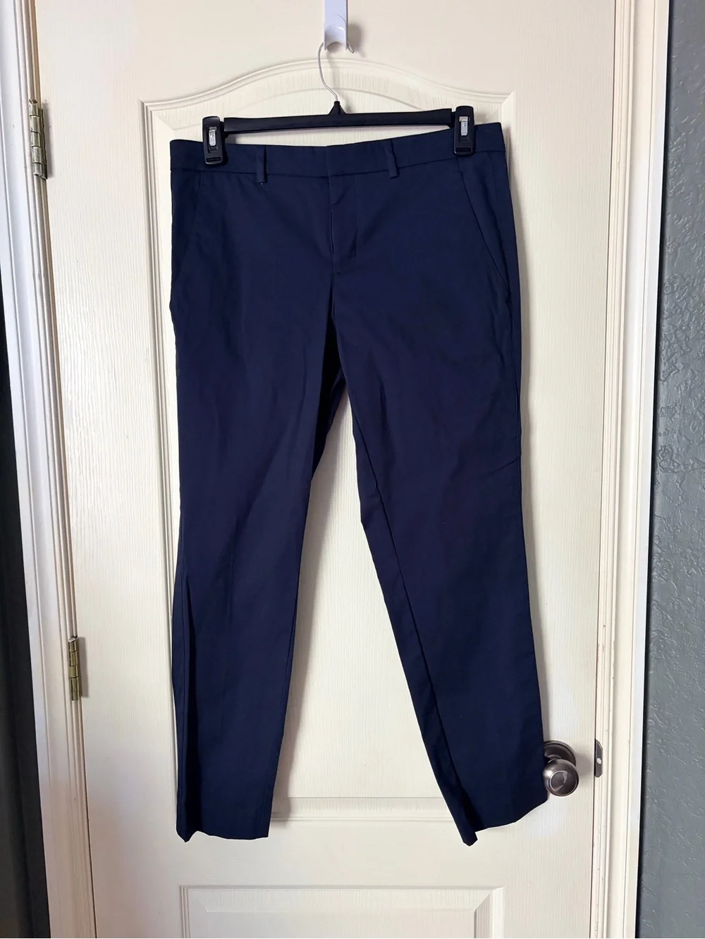 NWT Vince Women’s Side Strap Navy Mid Rise Trouser Pants, Size 12